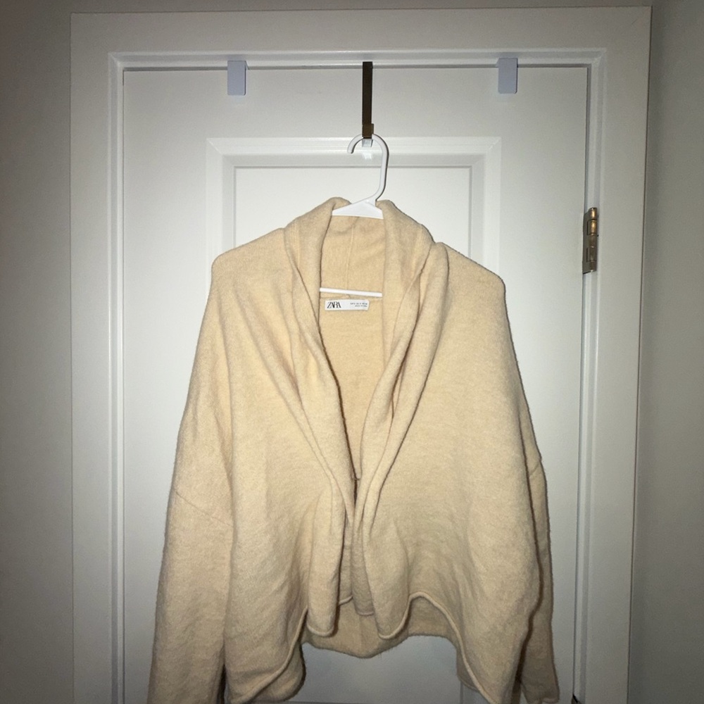 Zara Beige Women's Poncho Sweater